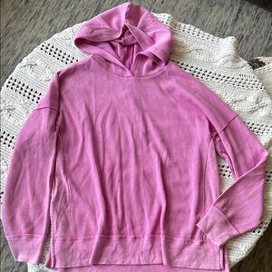 Te Verde Pink Hoodie Cozy Sweatshirt